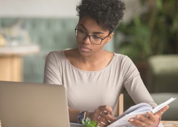 What is refinancing a car?