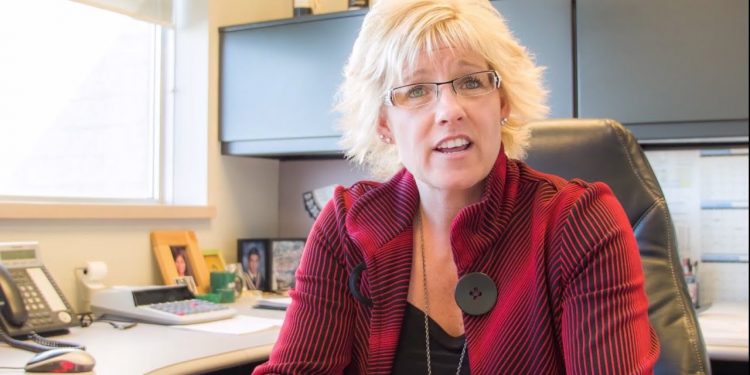 Bankruptcy Auto Loans & Finance AD | Davis In-House Financing