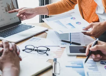 Implementing Effective Growth Strategies for Long-Term Success